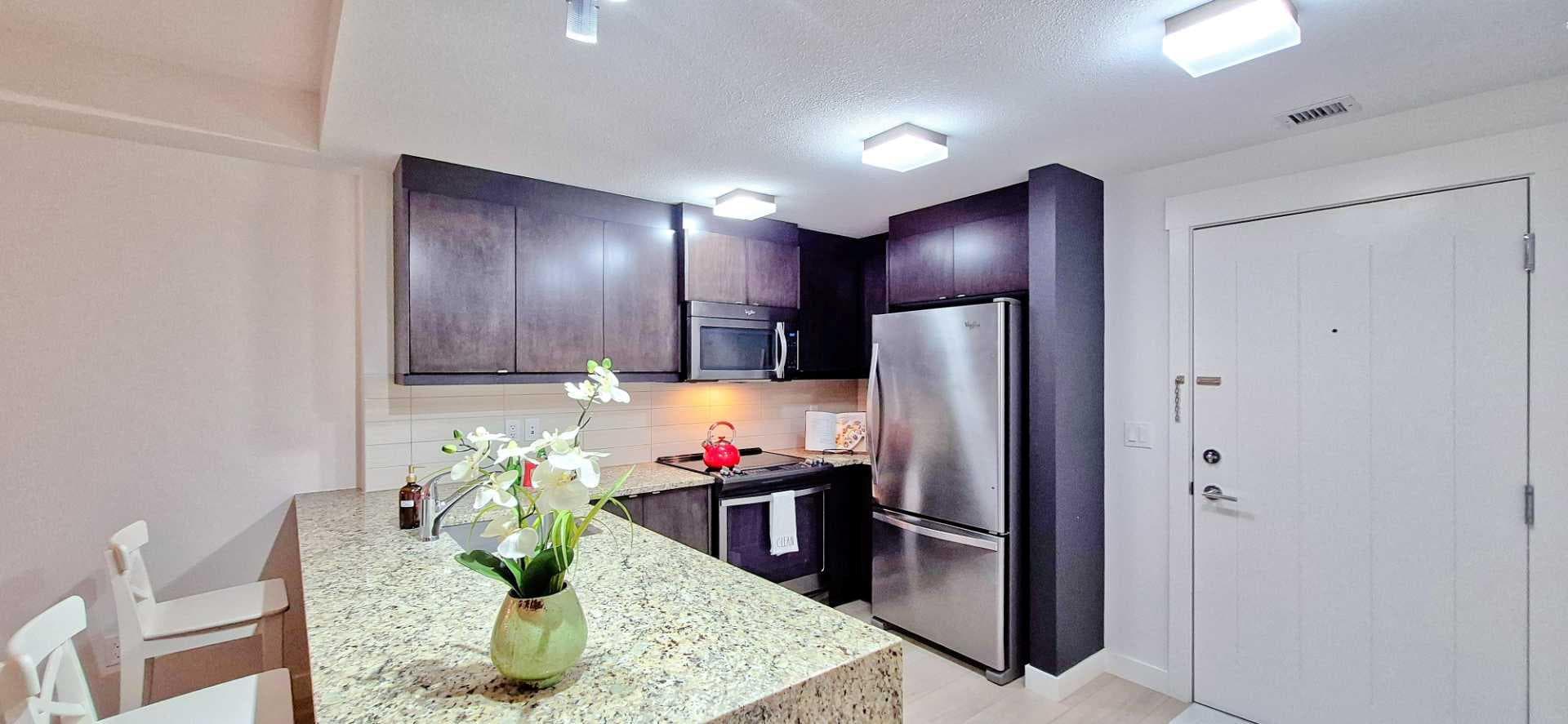 206, 15 ASPENMONT Heights SW
