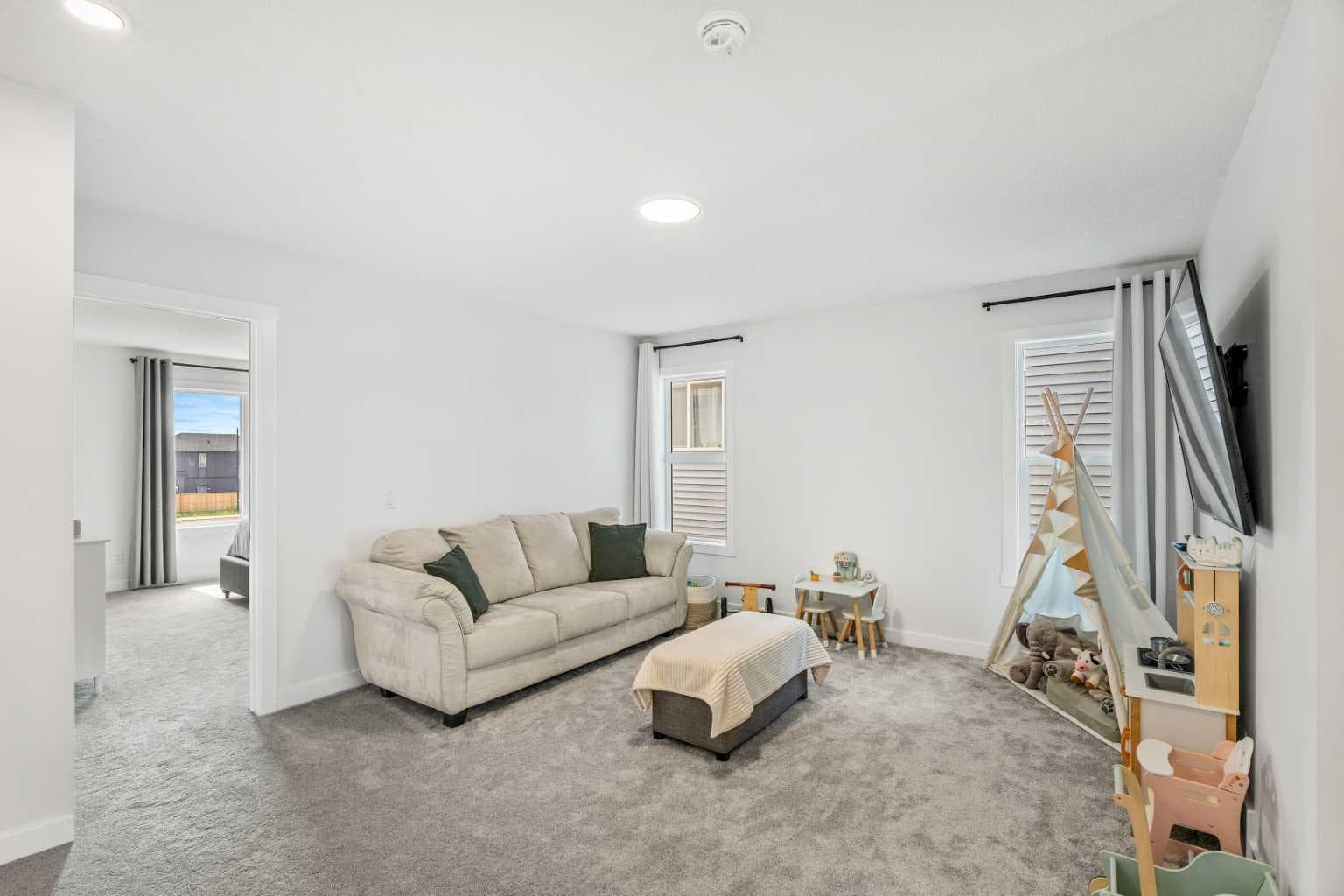 62 Southborough Crescent 
