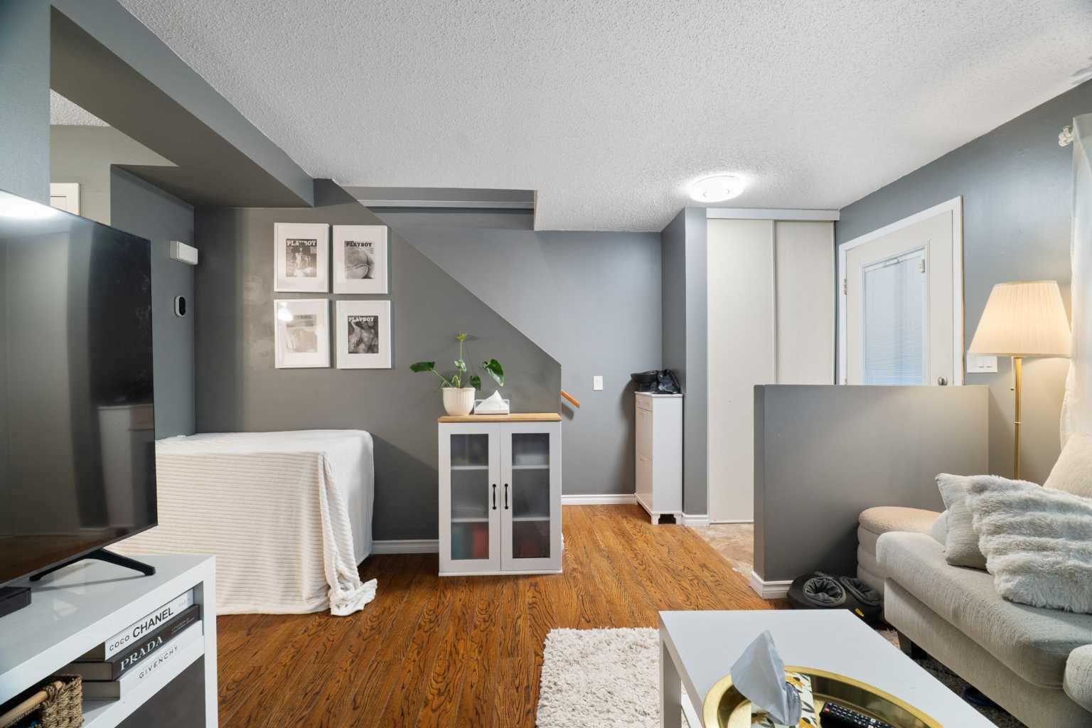 321 Queenston Heights SE