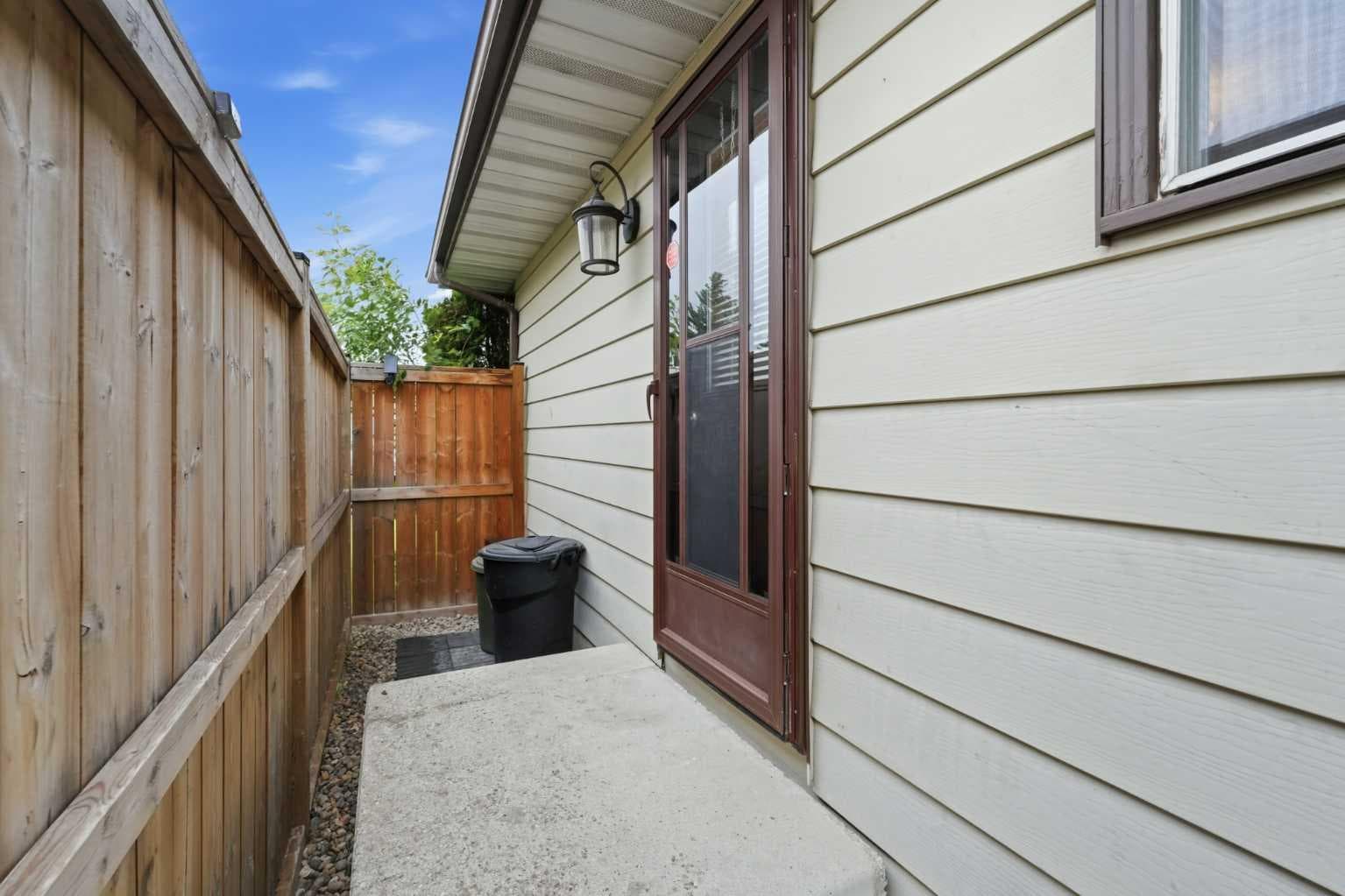32 Beddington Rise NE
