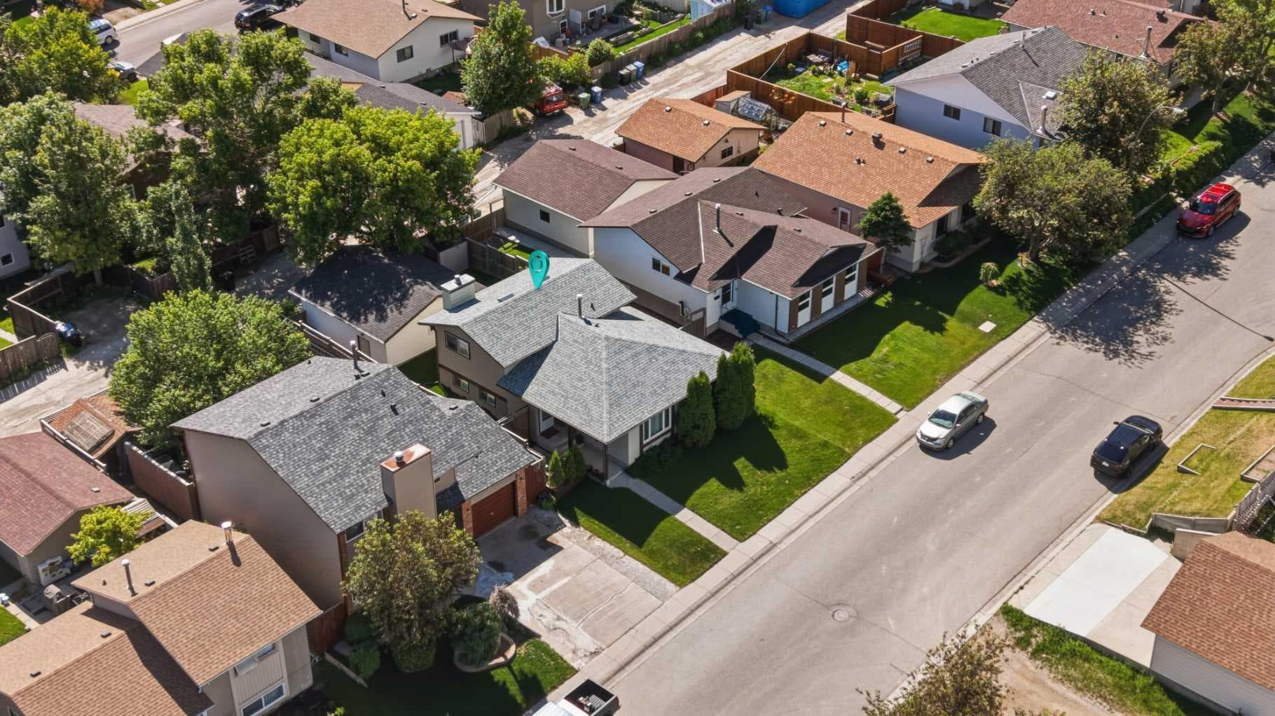 32 Beddington Rise NE