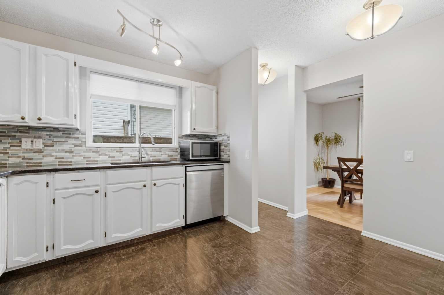 32 Beddington Rise NE