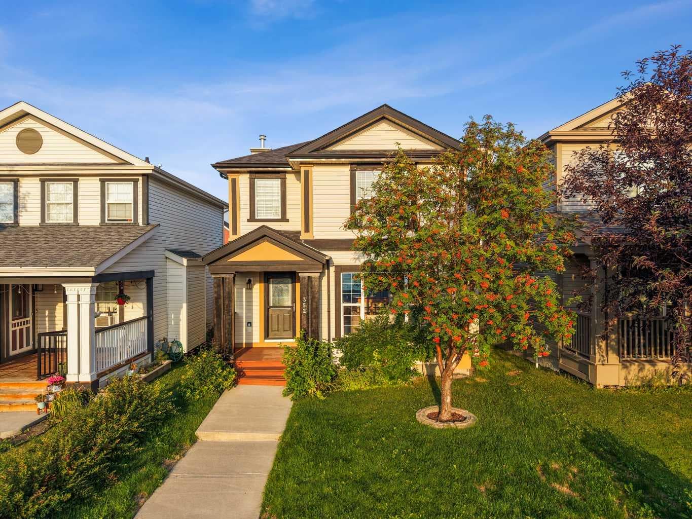 352 Sagewood Park SW