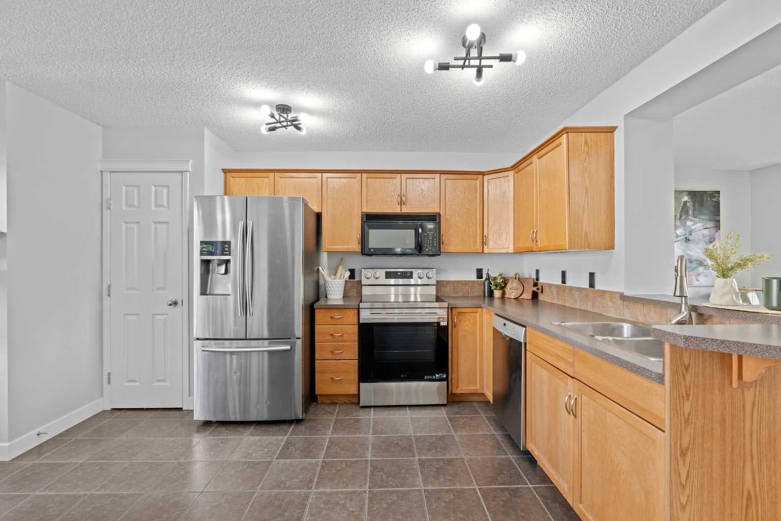 352 Sagewood Park SW