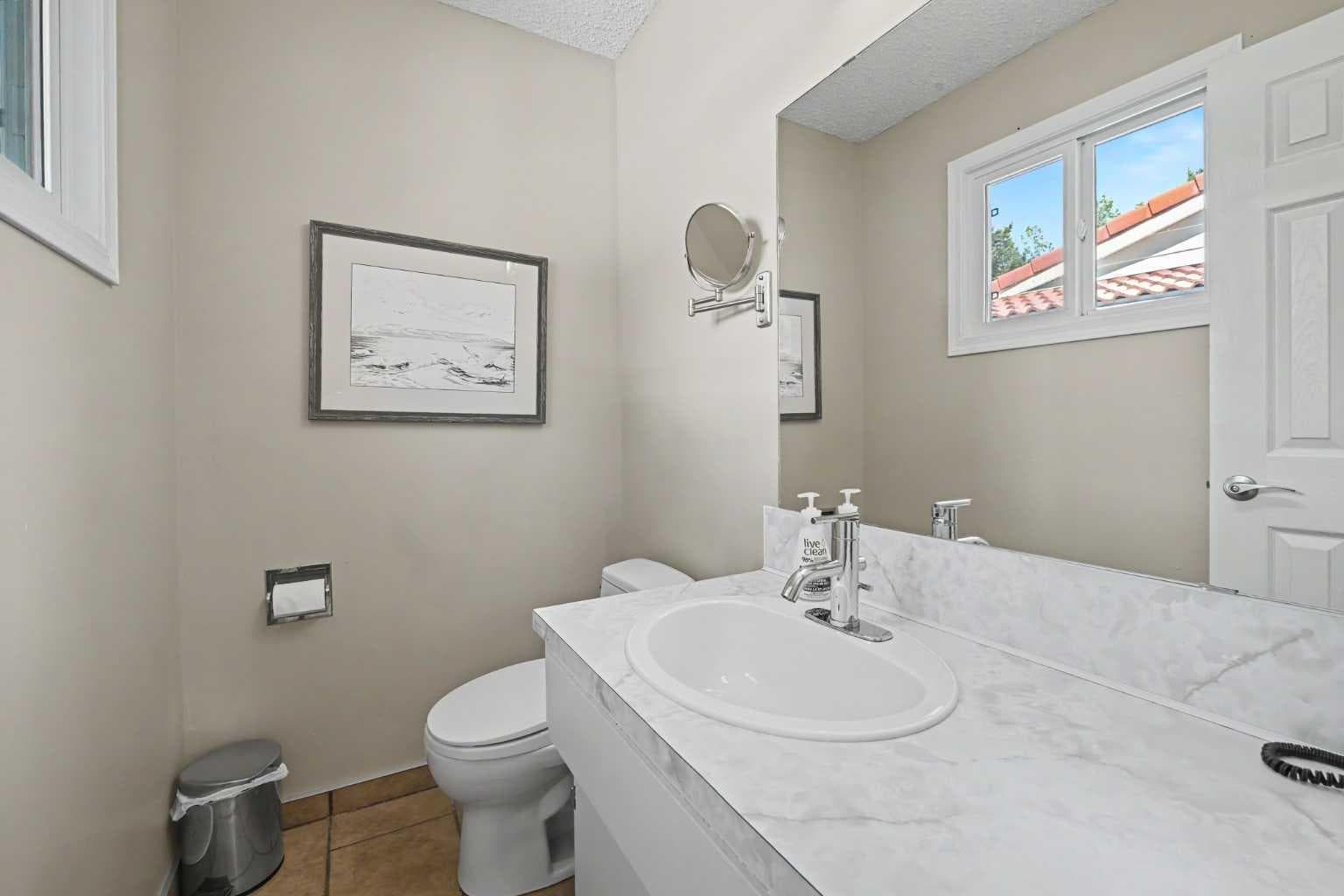 231 Cedarille Green SW