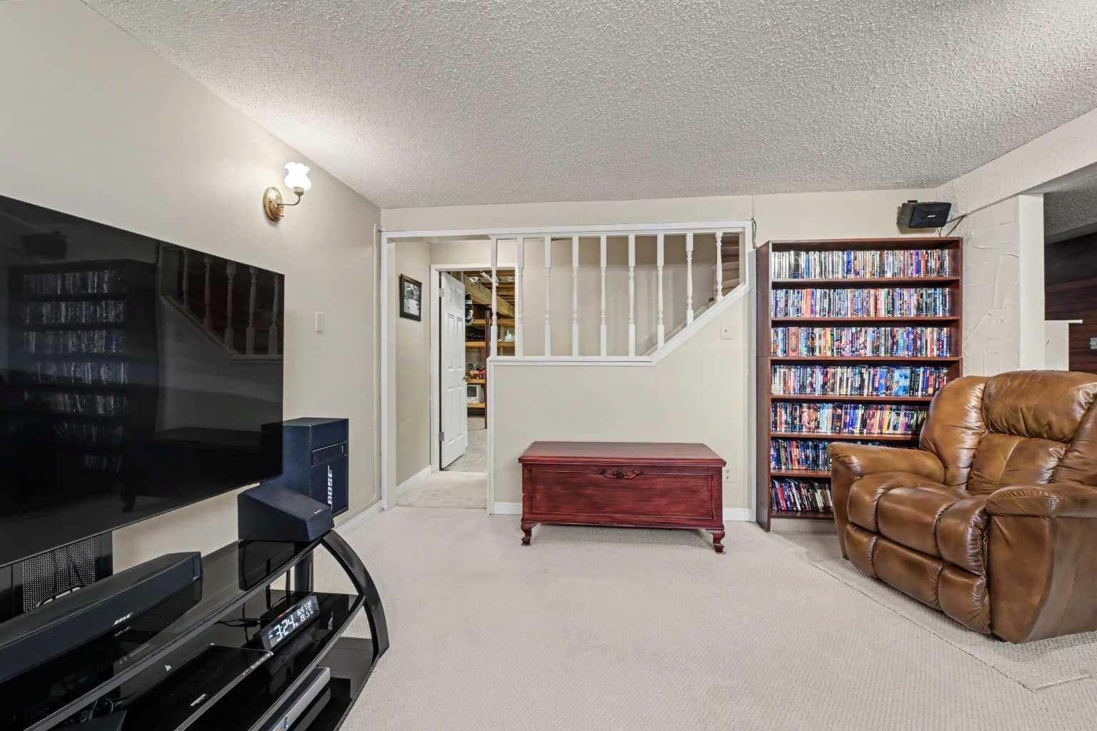 231 Cedarille Green SW