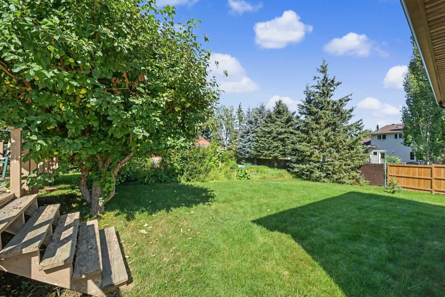 231 Cedarille Green SW