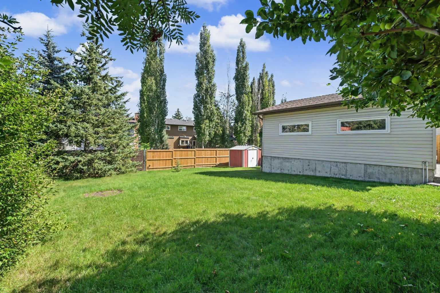 231 Cedarille Green SW