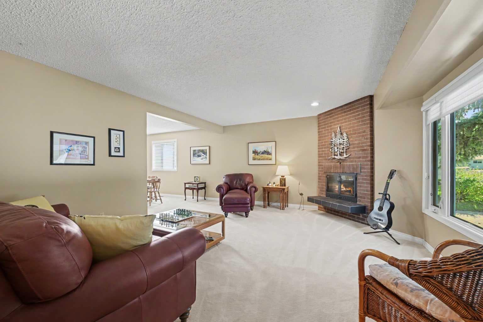 231 Cedarille Green SW