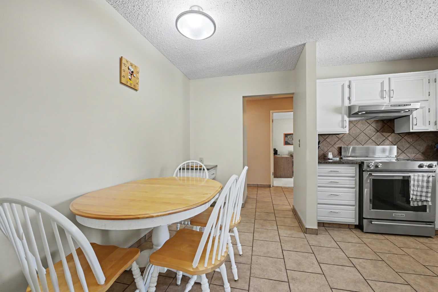 231 Cedarille Green SW