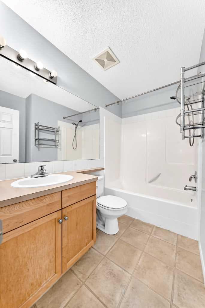 352 Copperfield Gardens SE