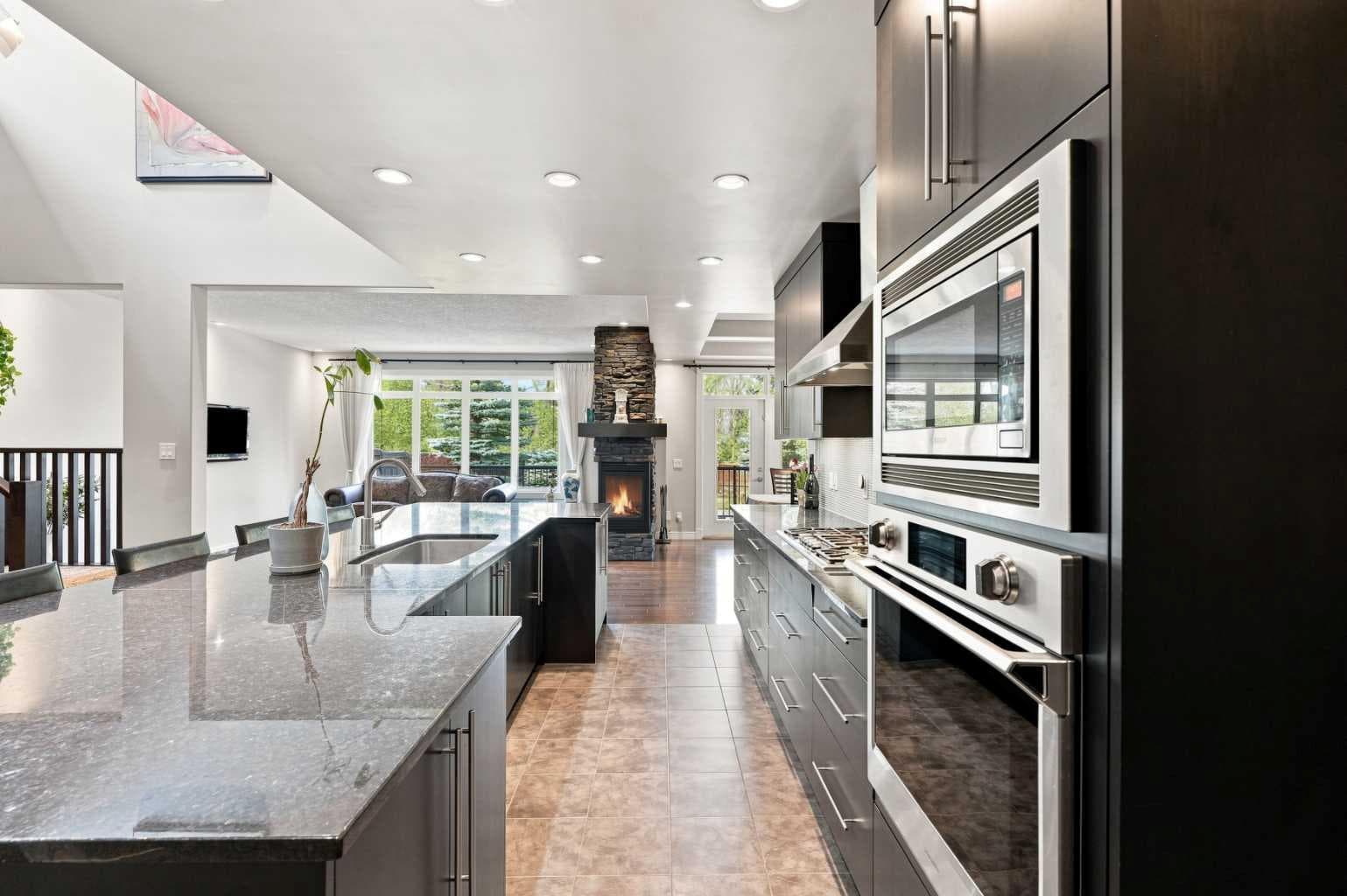163 Cranarch Circle SE