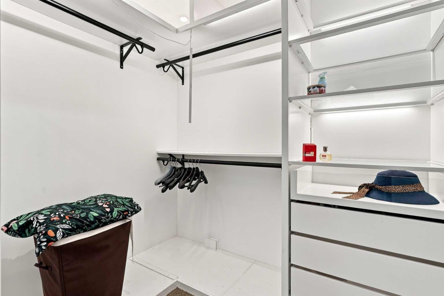 163 Cranarch Circle SE