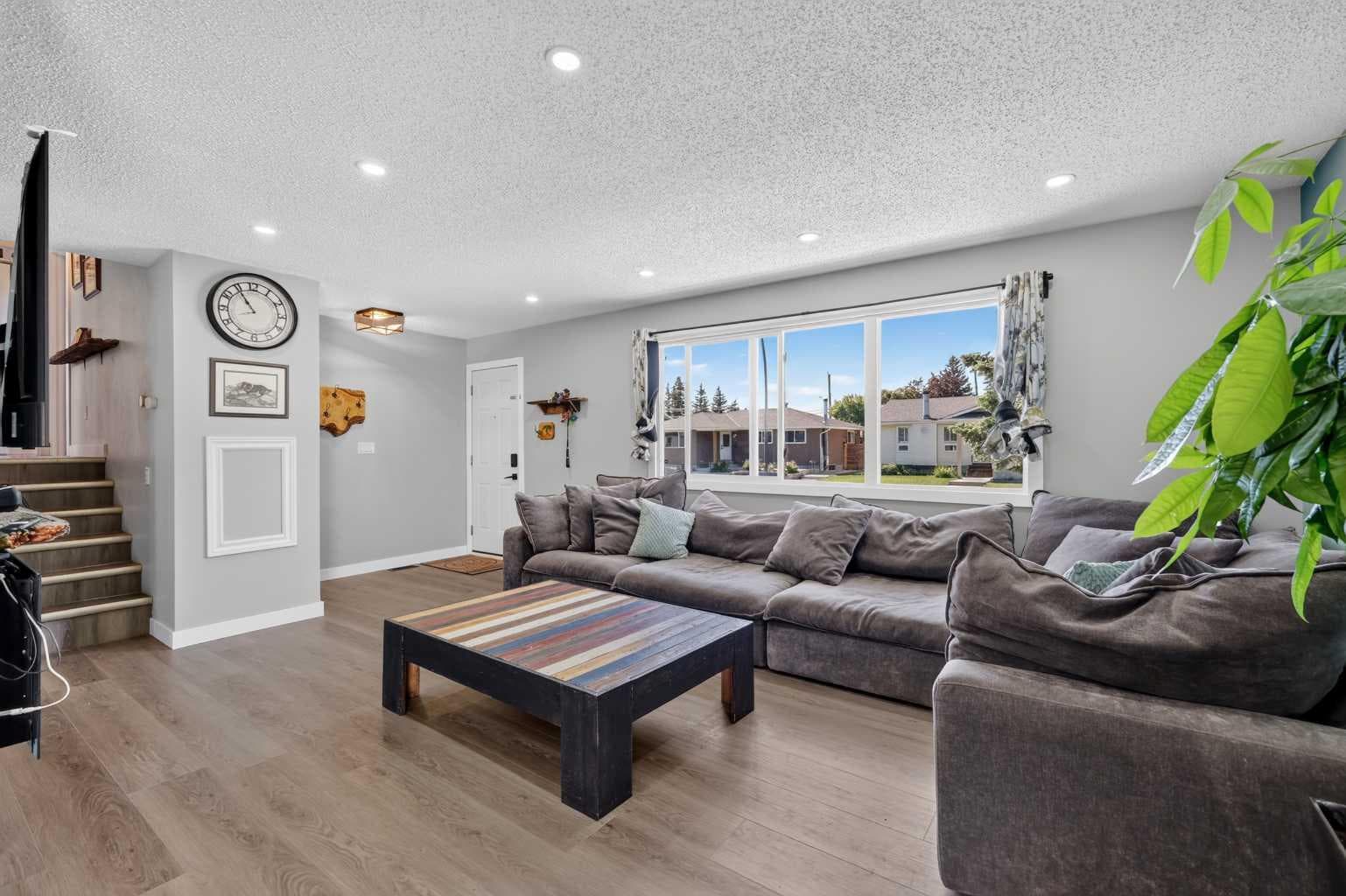 24 Penworth Crescent SE