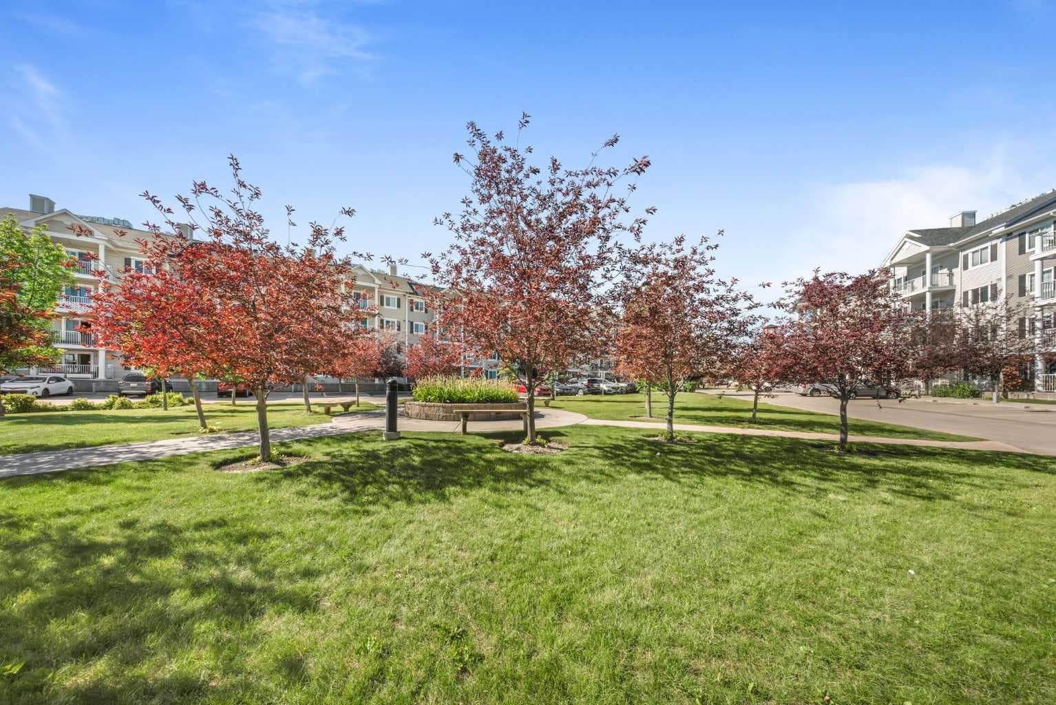 3206, 10 Country Village Park 