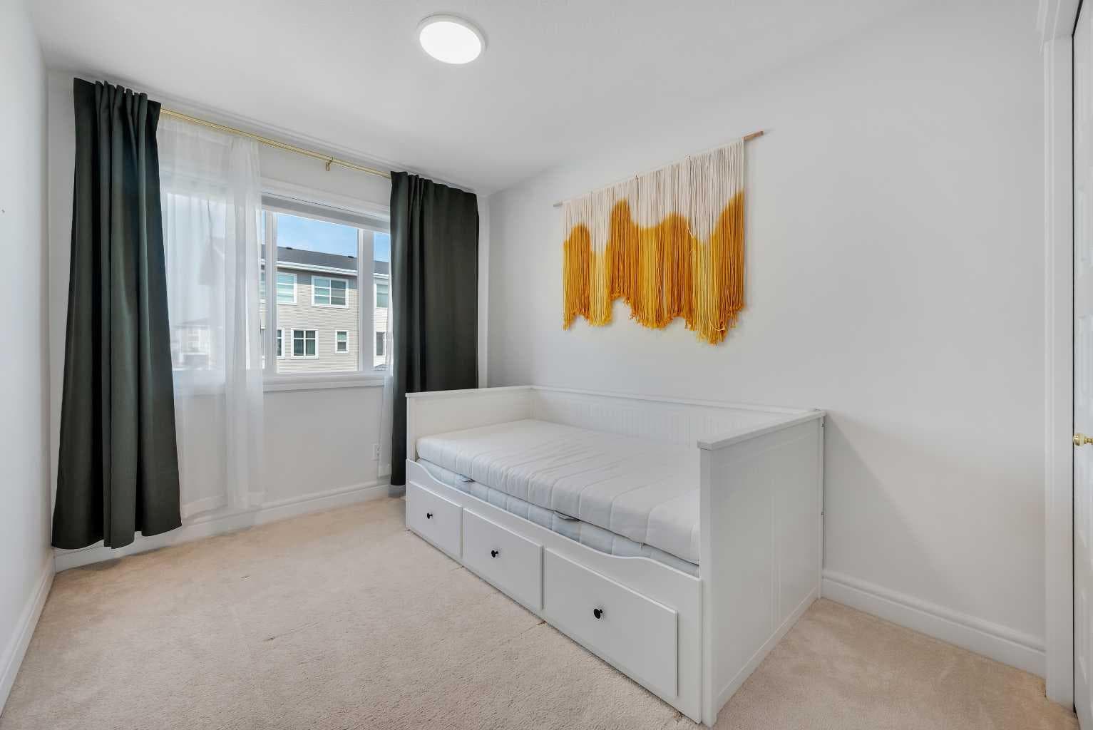 250 Carrington Gate NW