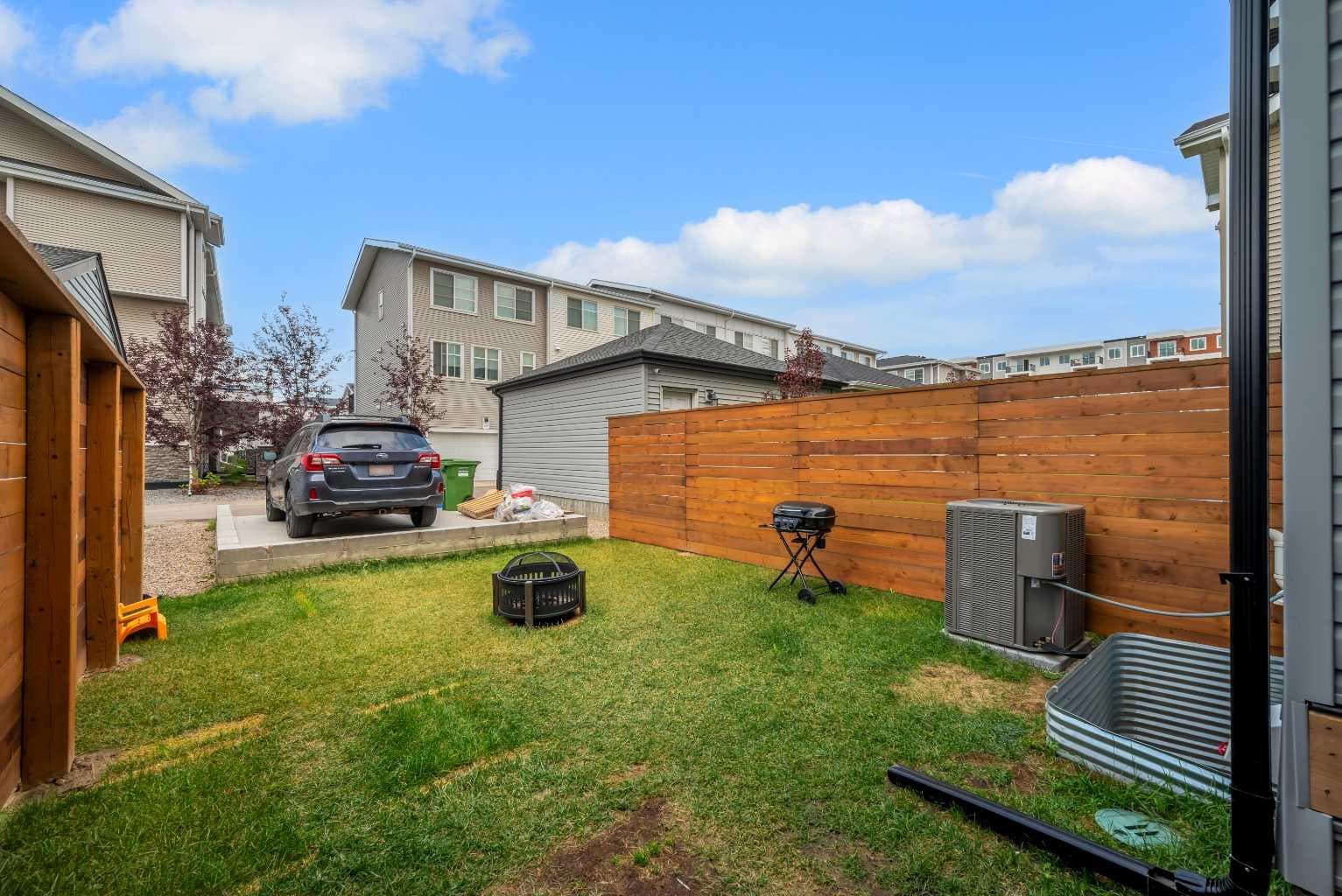 250 Carrington Gate NW