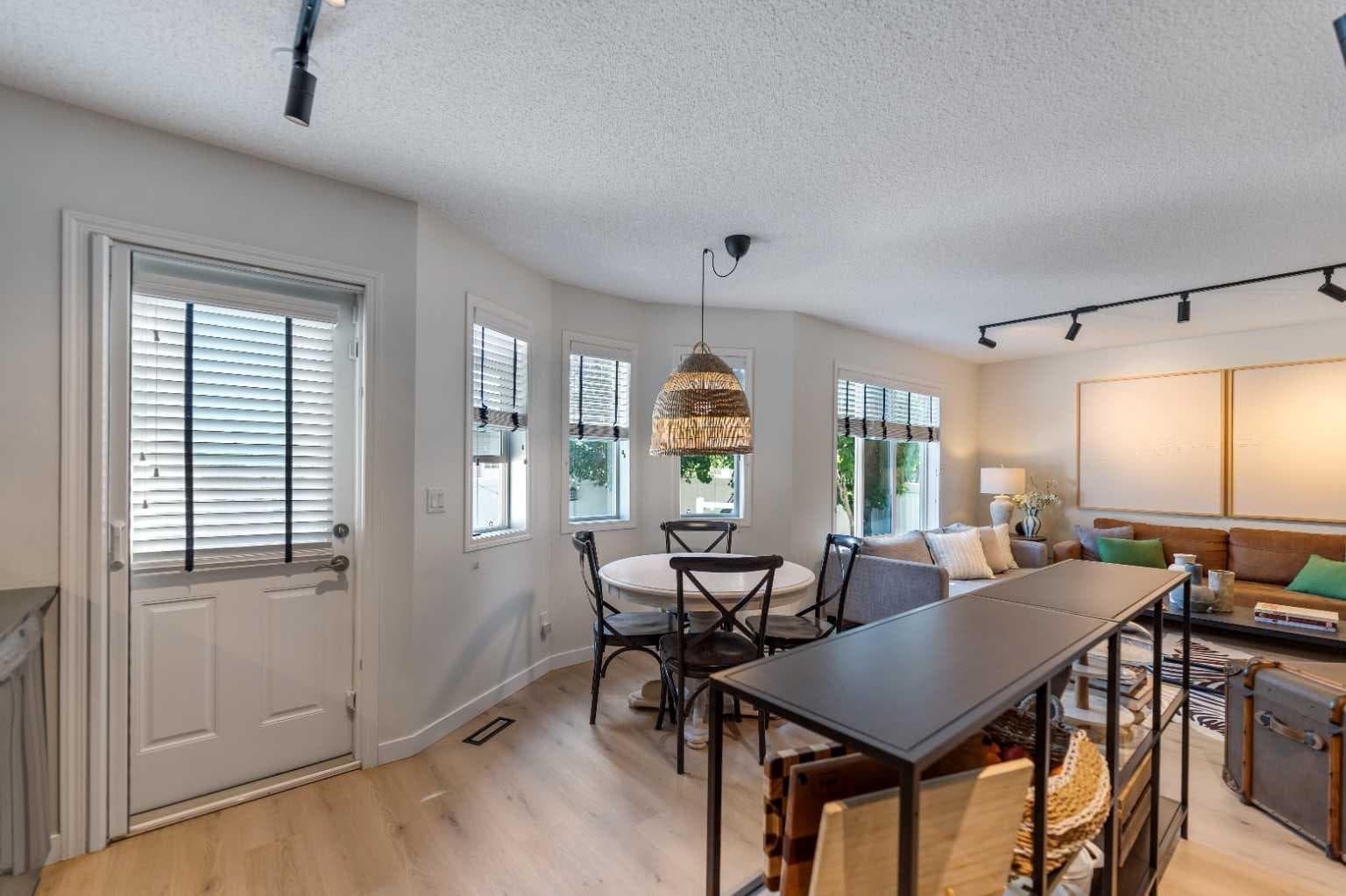 19 Everridge Villas SW