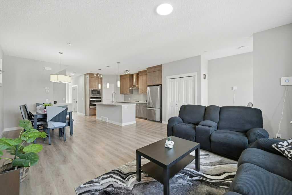 75 Howse Crescent NE