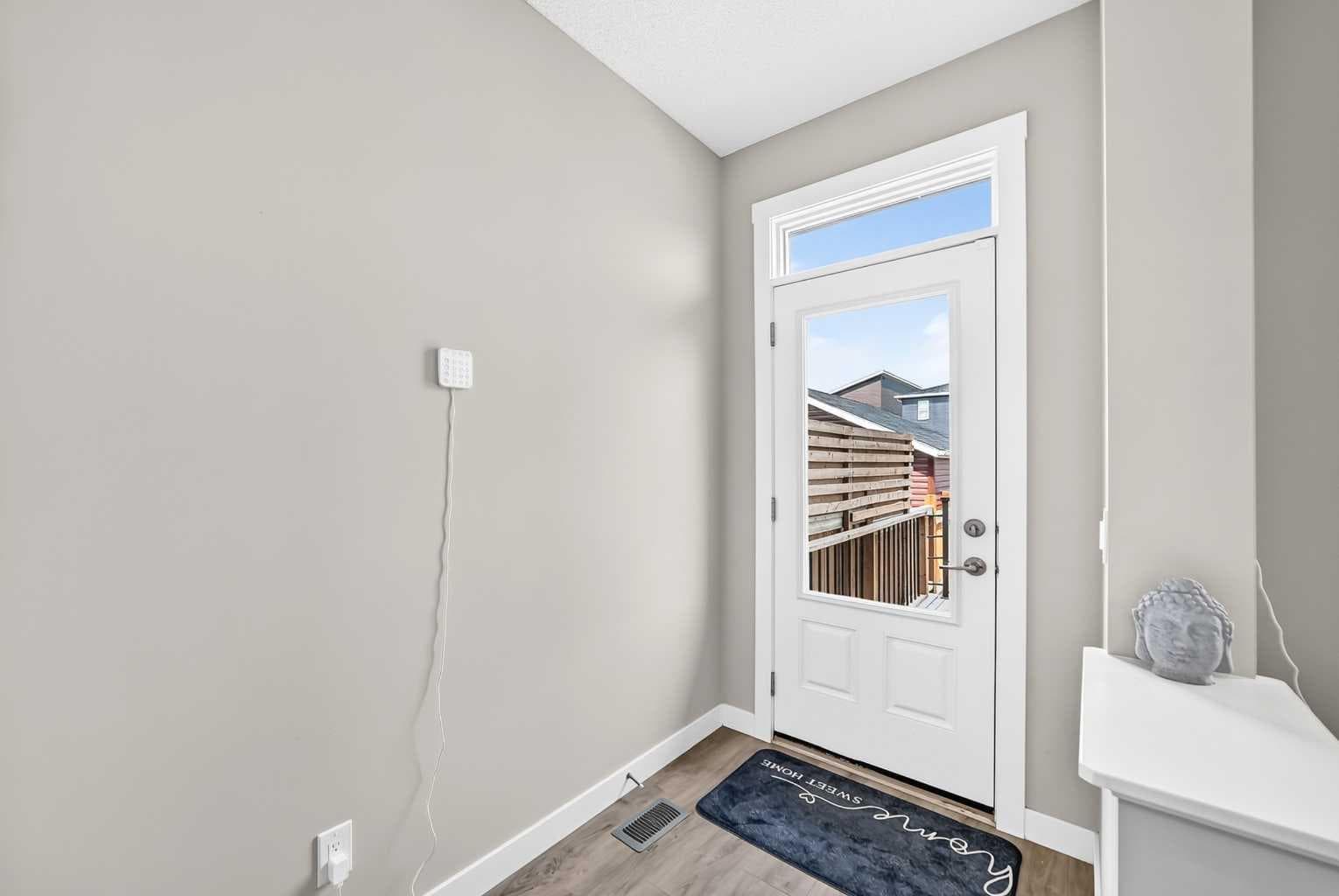 75 Howse Crescent NE