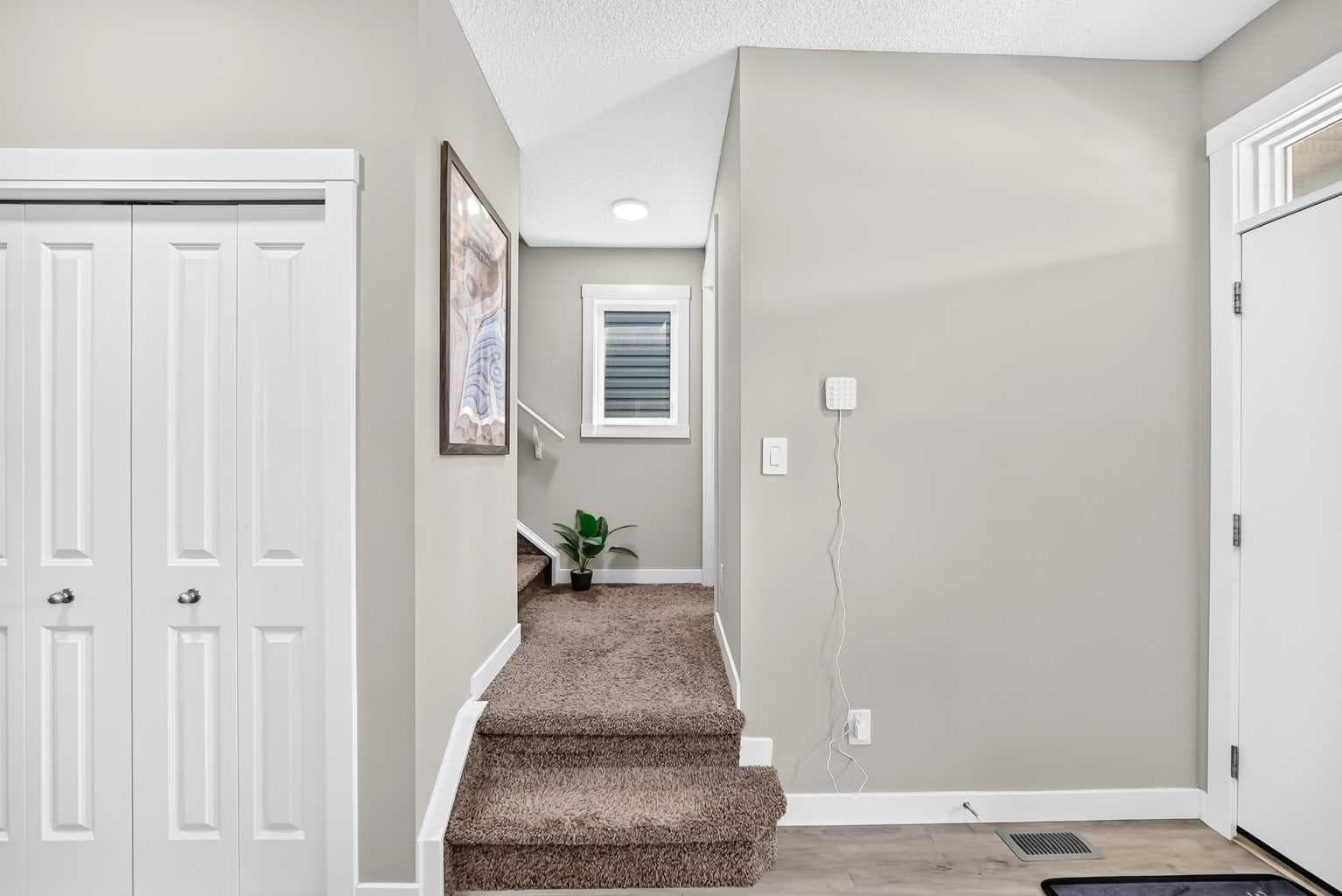 75 Howse Crescent NE