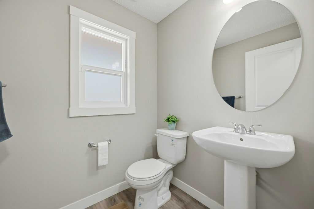 75 Howse Crescent NE