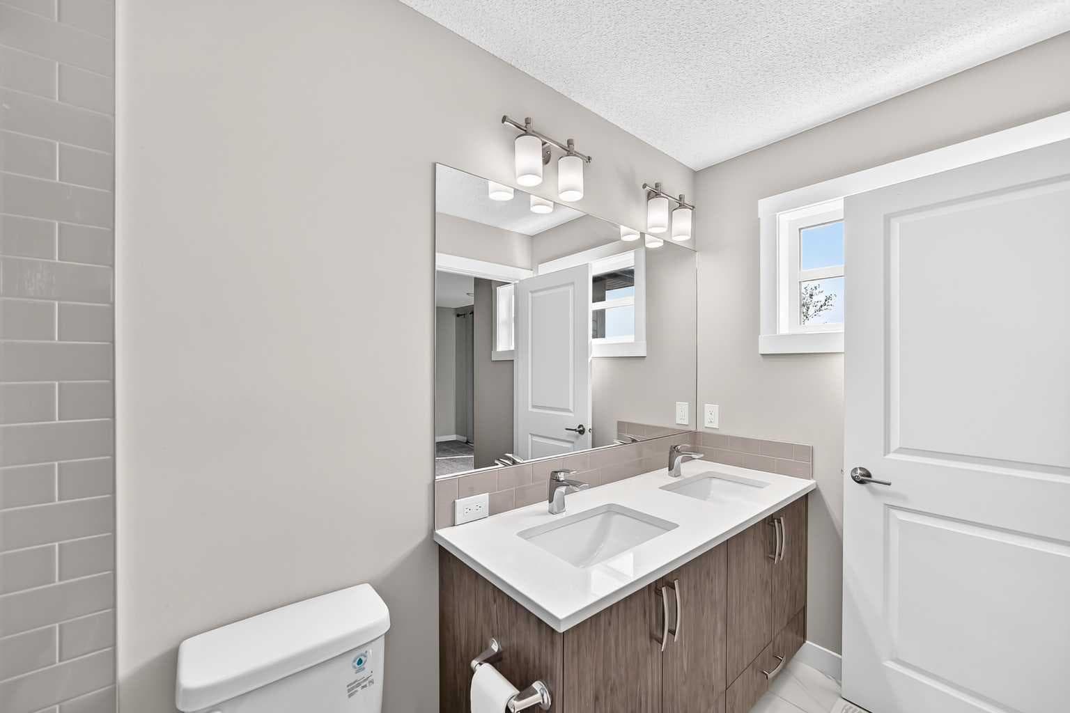 75 Howse Crescent NE