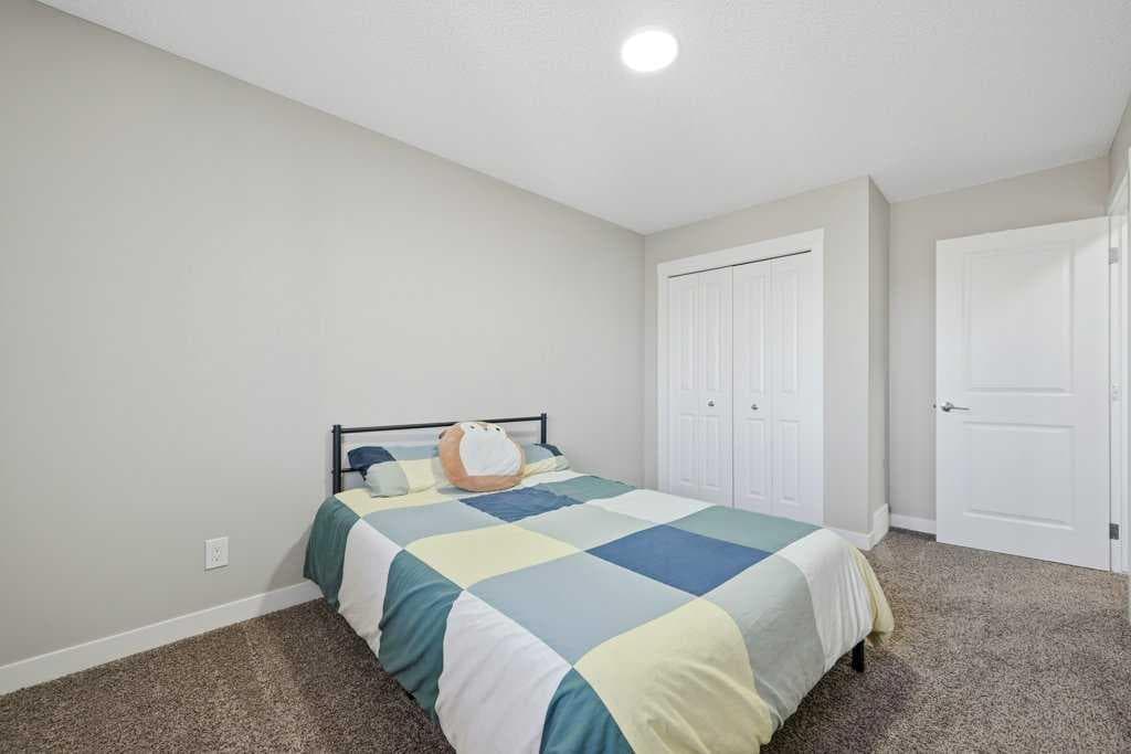 75 Howse Crescent NE