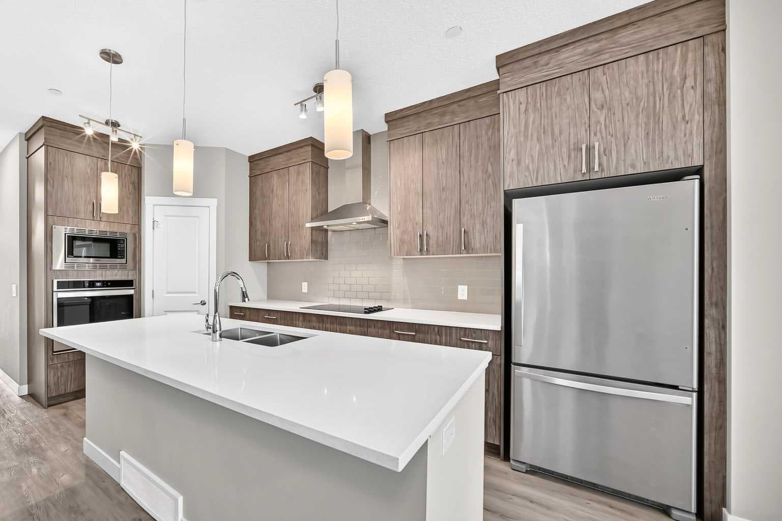 75 Howse Crescent NE