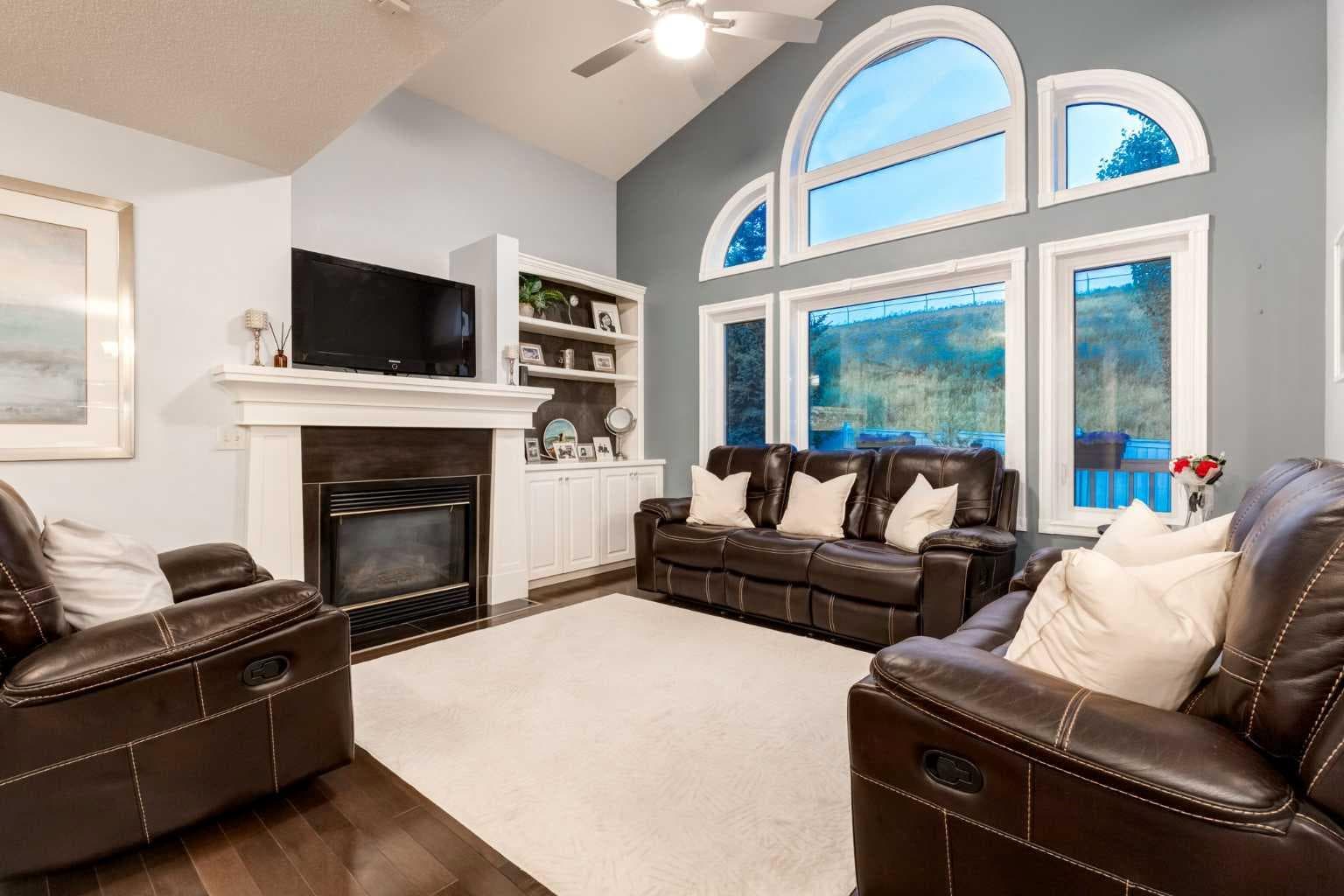 331 Sierra Madre Court SW