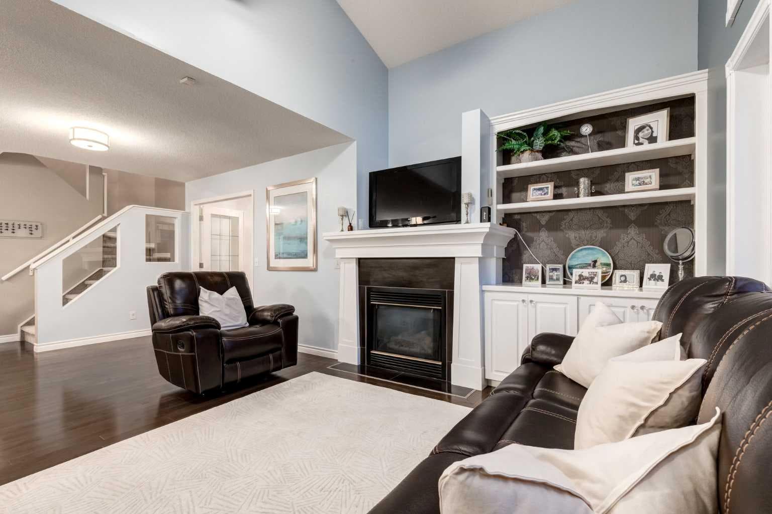 331 Sierra Madre Court SW