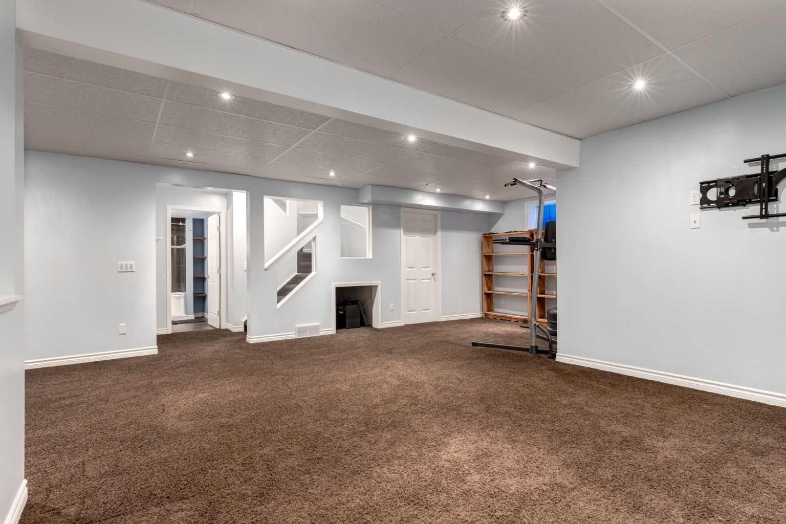 331 Sierra Madre Court SW