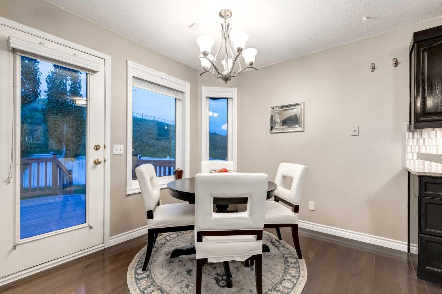 331 Sierra Madre Court SW