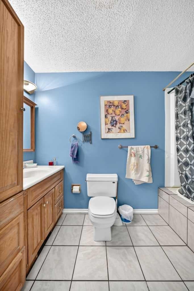 728 Willacy Drive SE