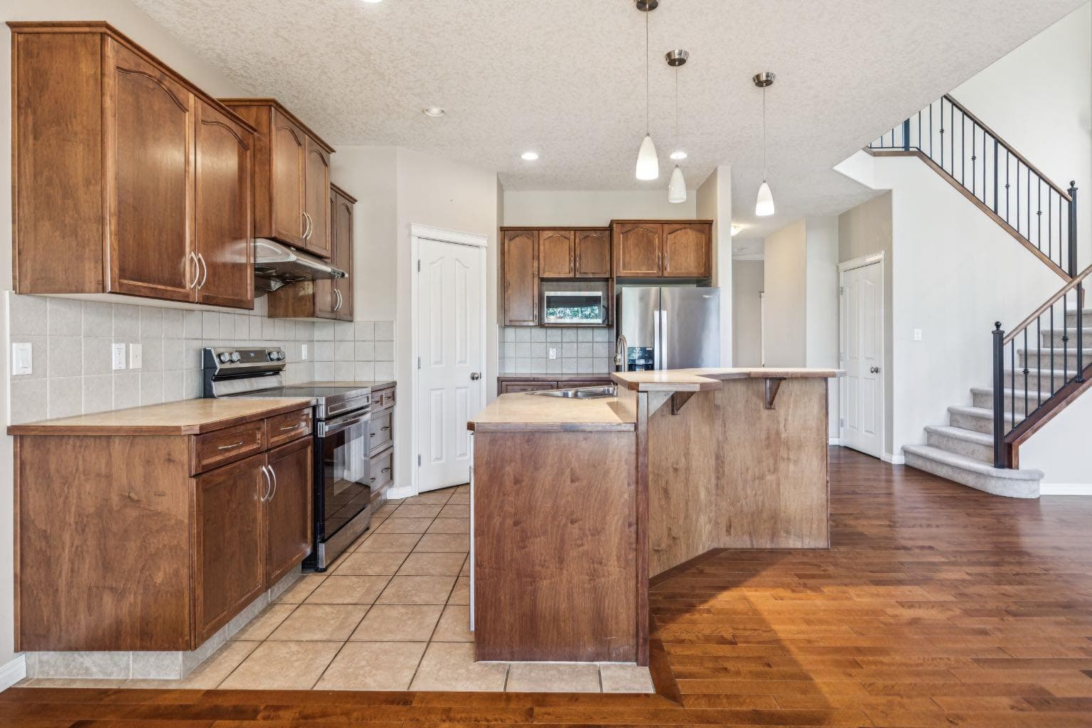 91 St Moritz Terrace SW
