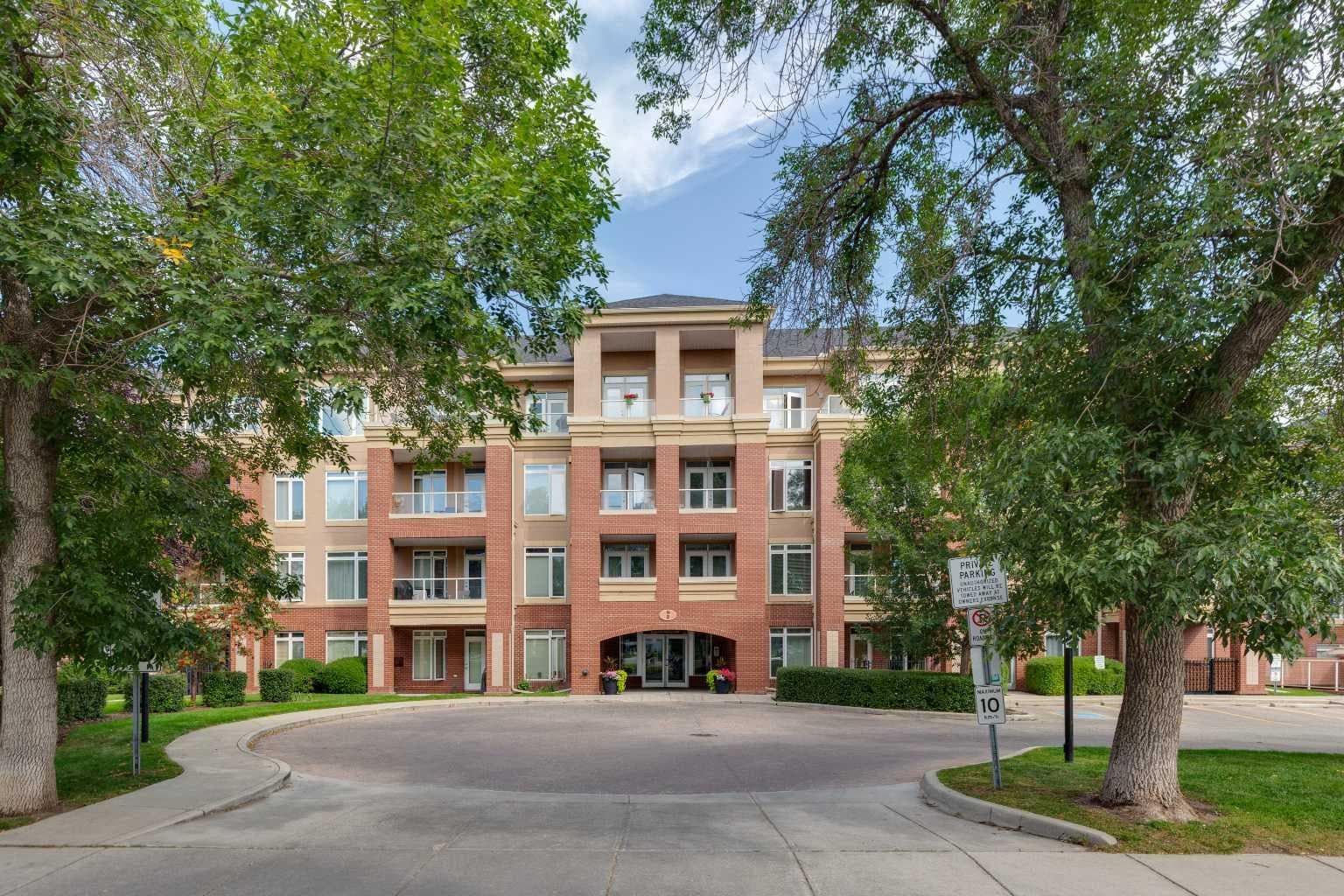 311, 2 Hemlock Crescent SW