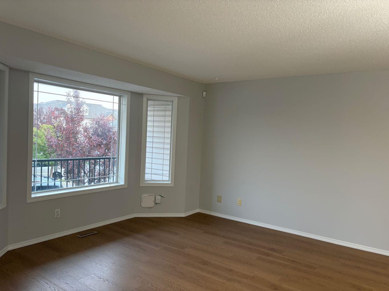 102, 950 Arbour Lake Road NW