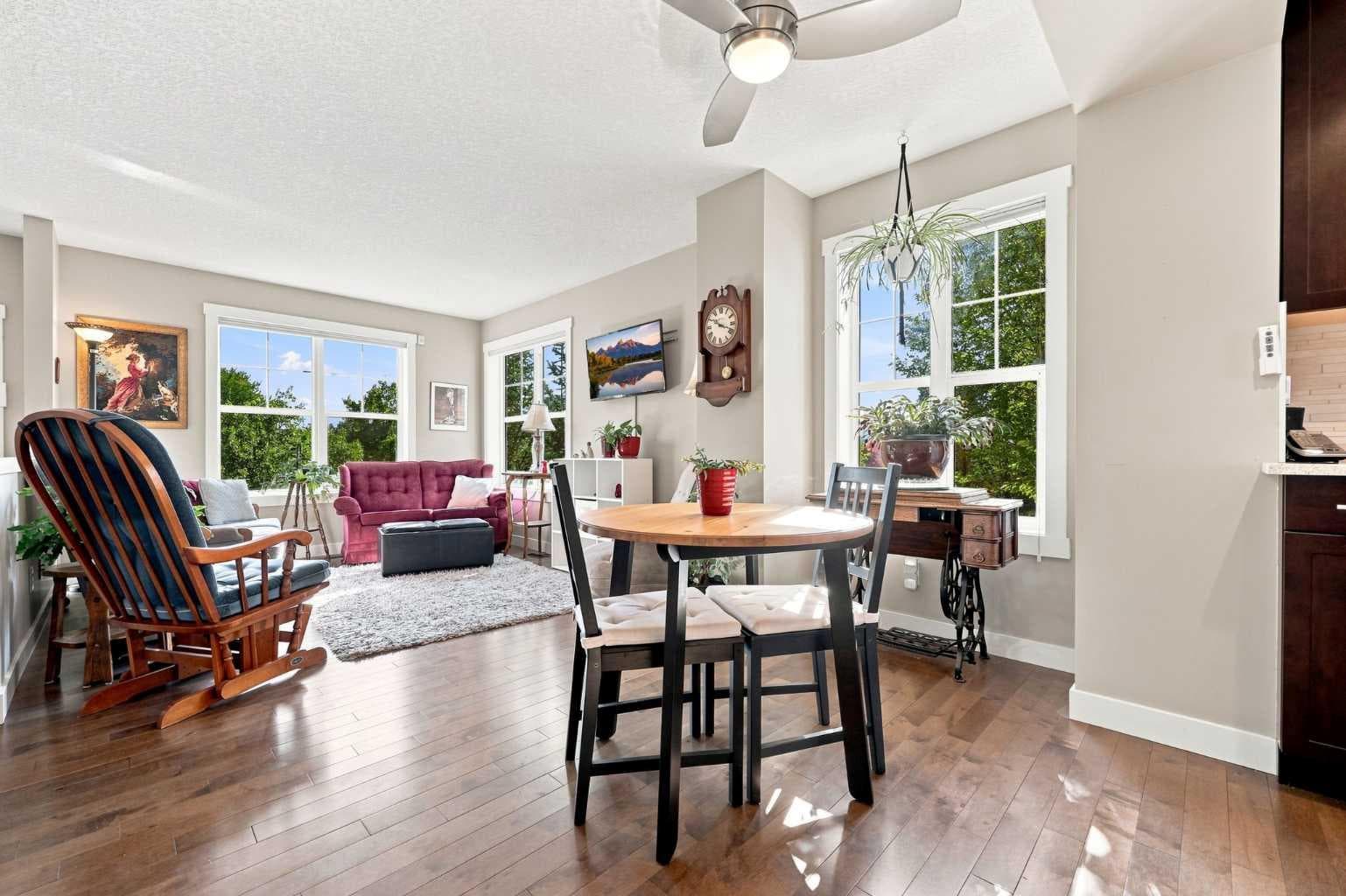 345 Mckenzie Towne Gate SE