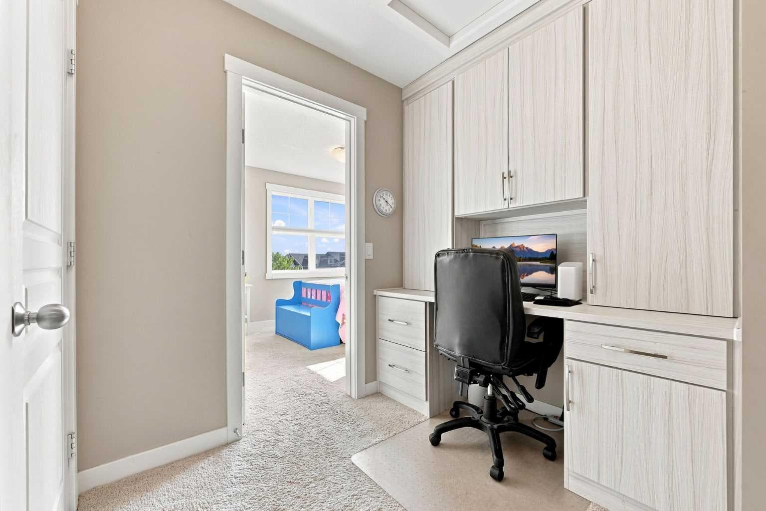 345 Mckenzie Towne Gate SE