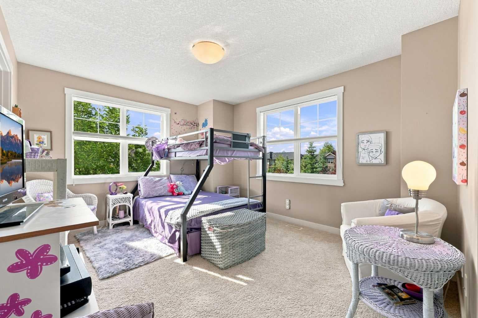 345 Mckenzie Towne Gate SE