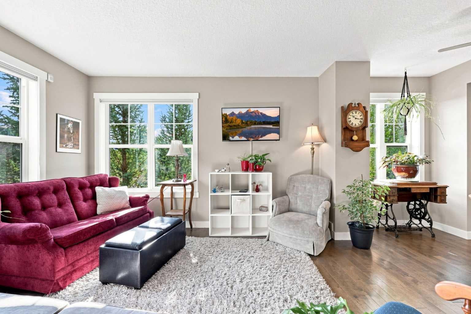 345 Mckenzie Towne Gate SE