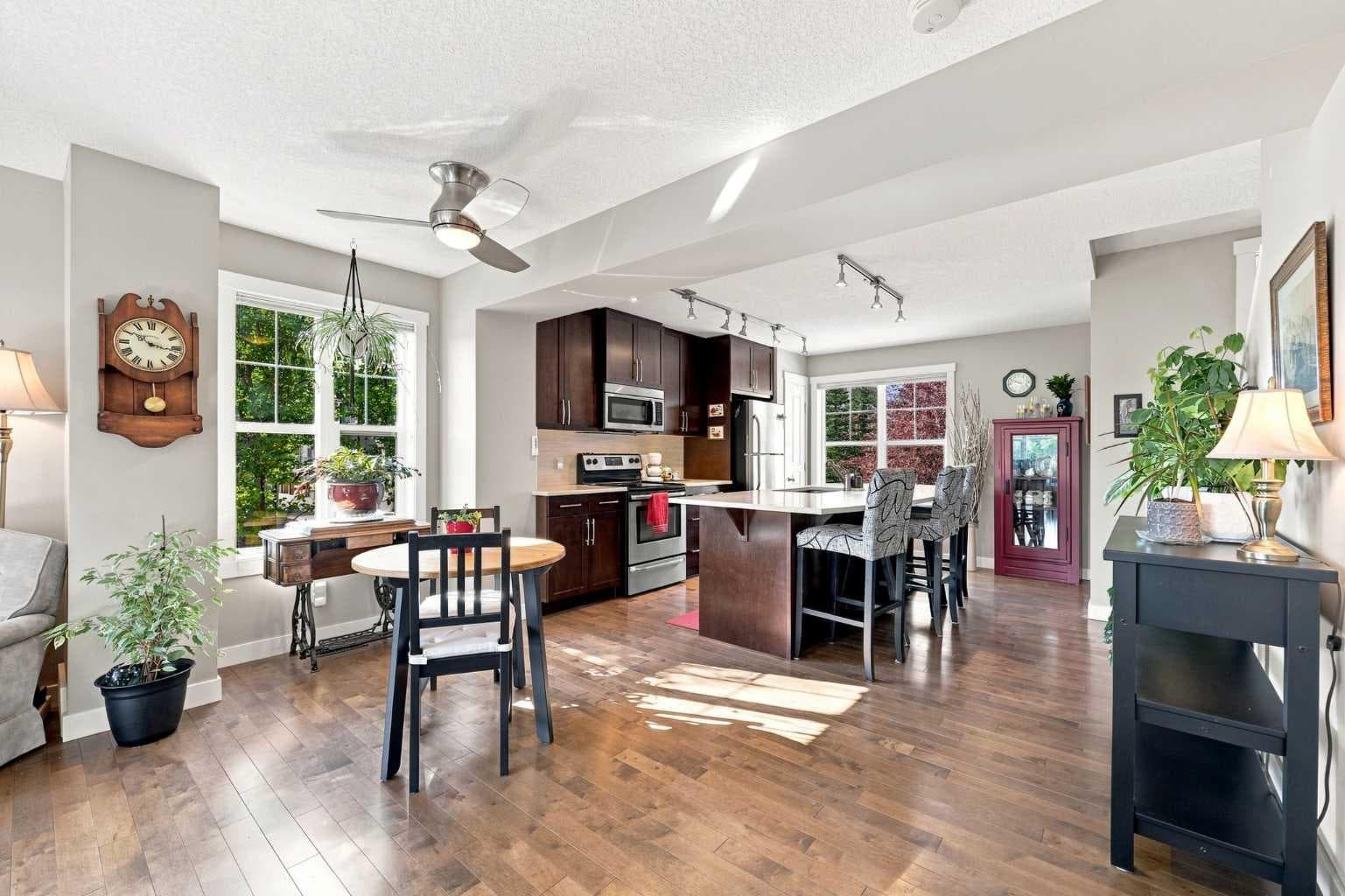 345 Mckenzie Towne Gate SE
