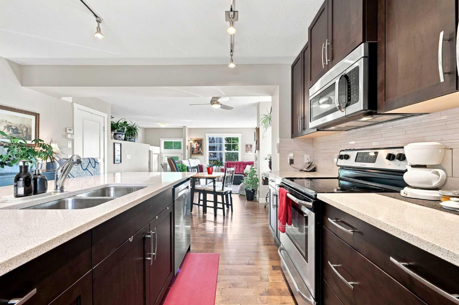 345 Mckenzie Towne Gate SE