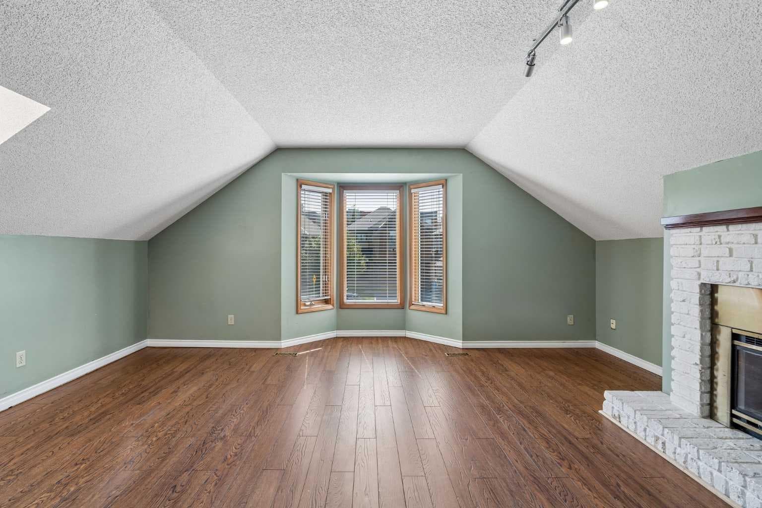 728 Shawnee Drive SW