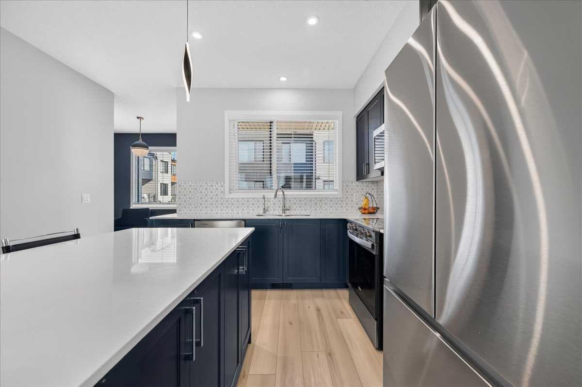 401, 81 Midtown Boulevard SW