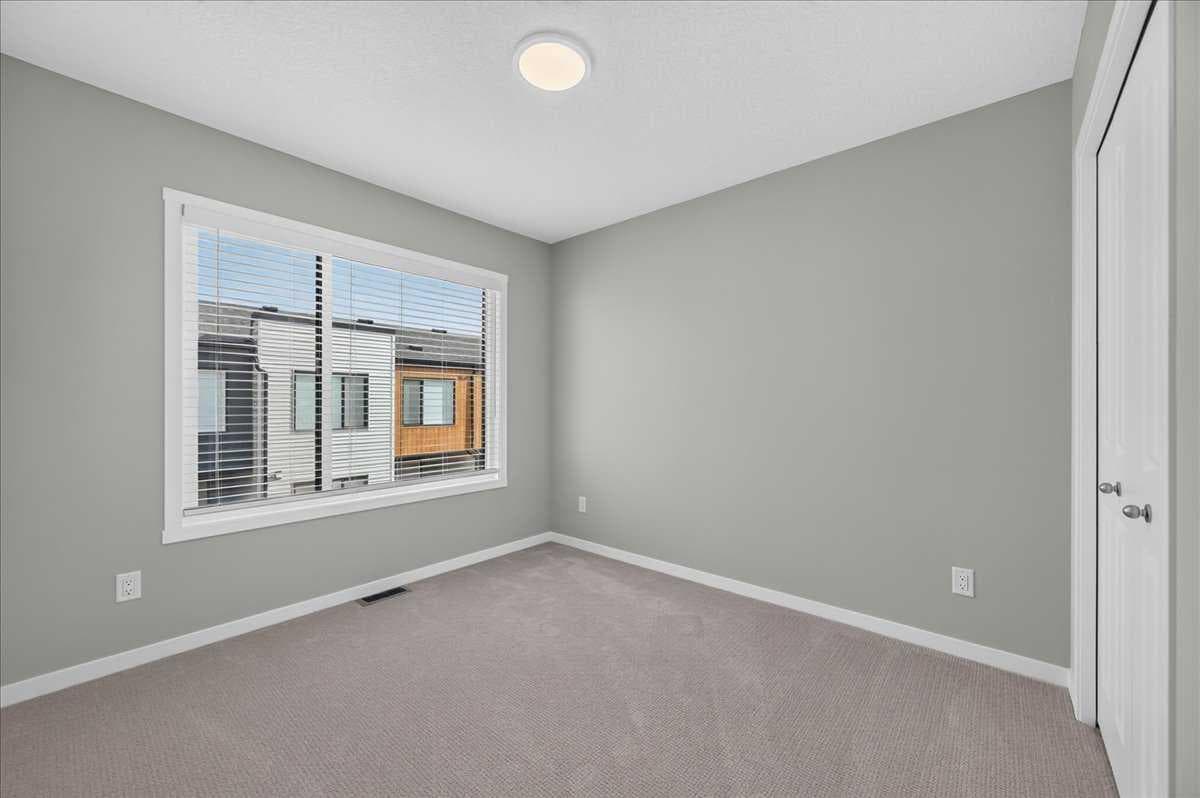 401, 81 Midtown Boulevard SW