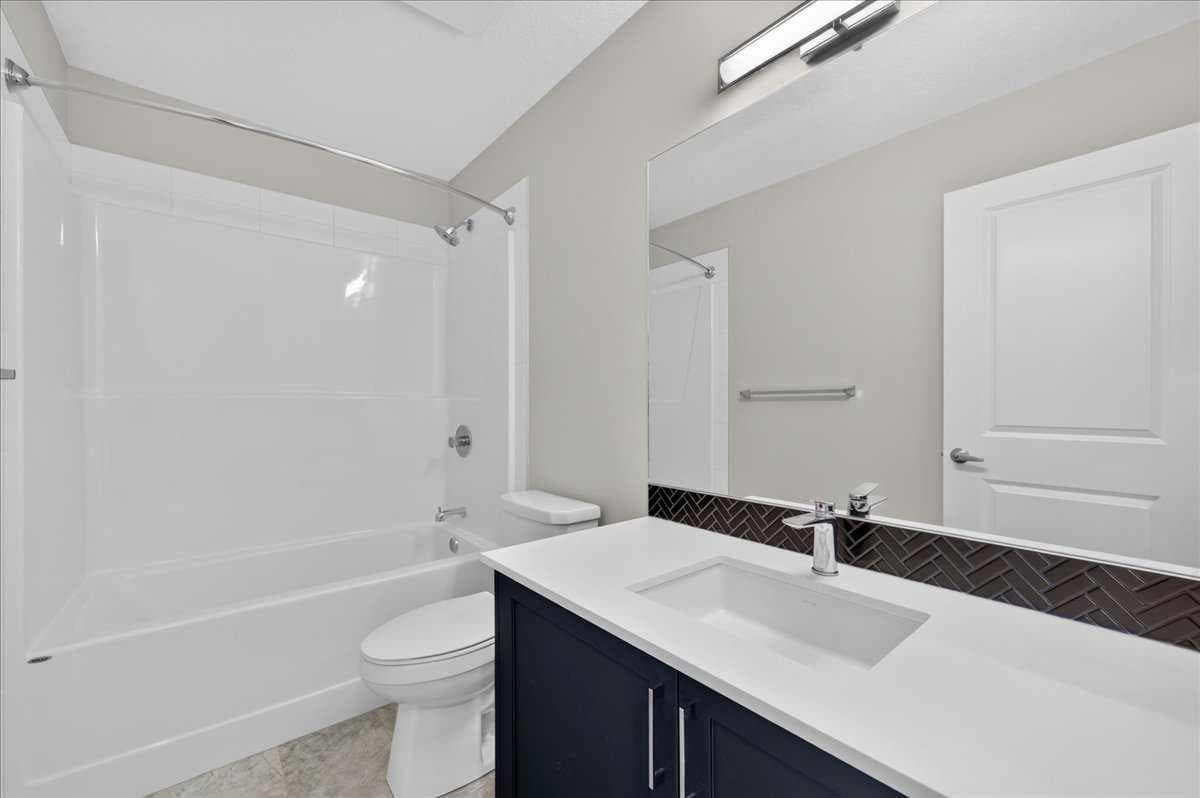 401, 81 Midtown Boulevard SW