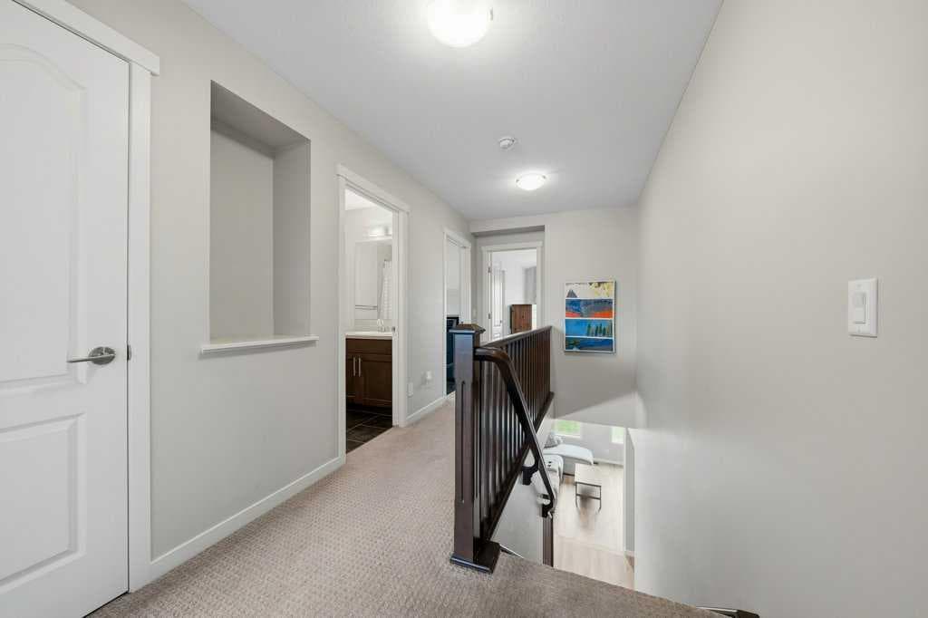 146 Mahogany Grove SE