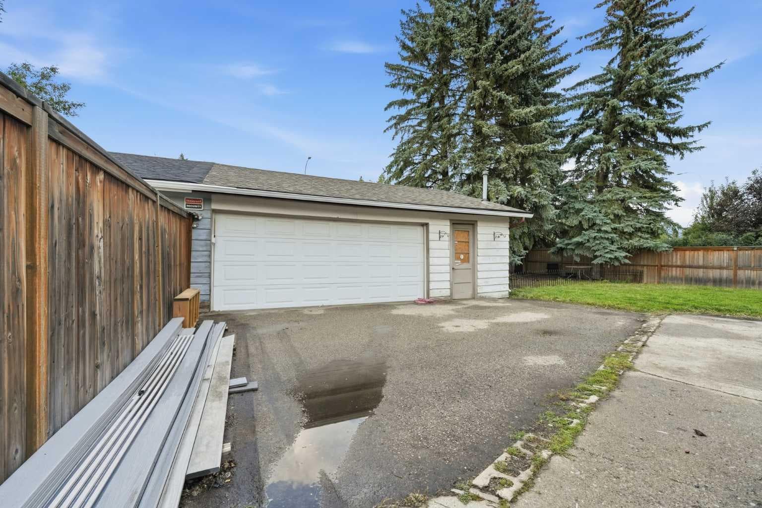 2220 Paliswood Road SW