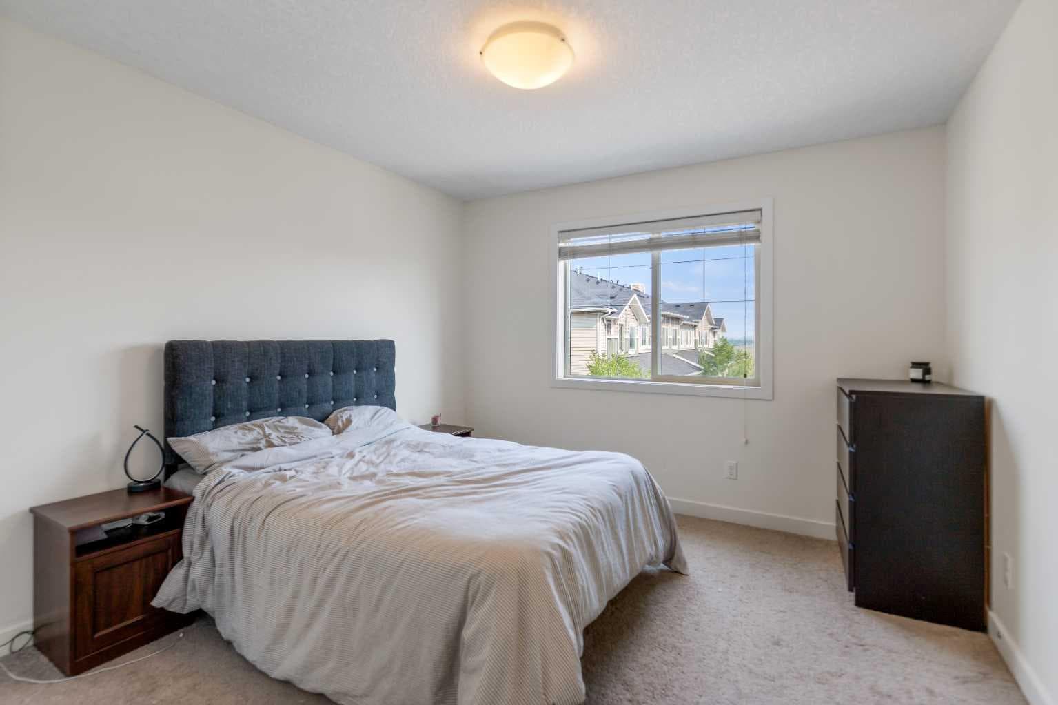 1706, 250 Sage Valley Road NW